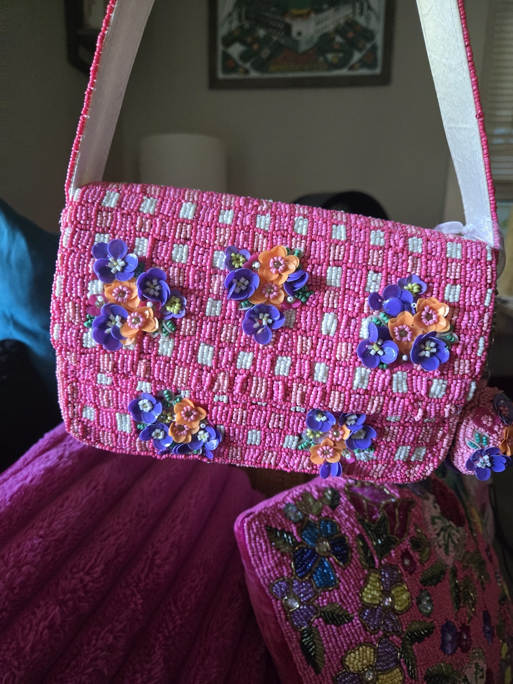 NEW WITH TAGS Pink Beaded Floral Shoulder Bag
